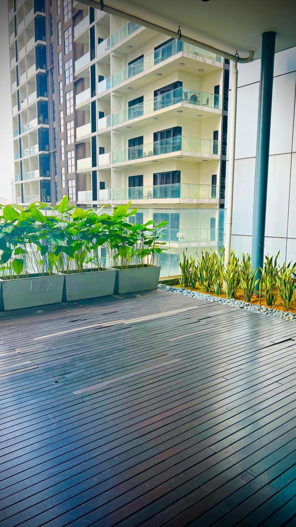 Summer Suites Klcc By Impexia Куала Лумпур Екстериор снимка