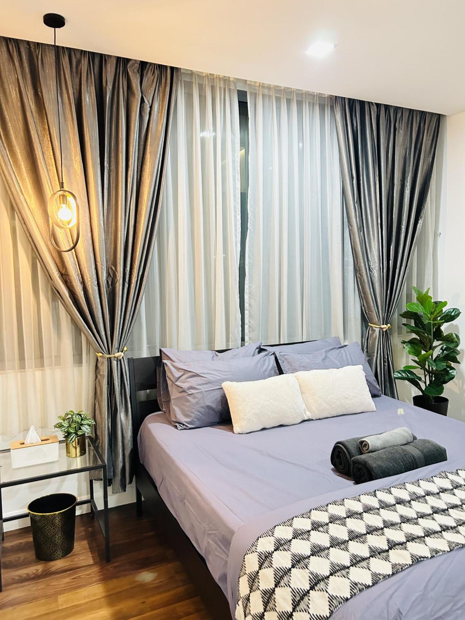 Summer Suites Klcc By Impexia Куала Лумпур Екстериор снимка