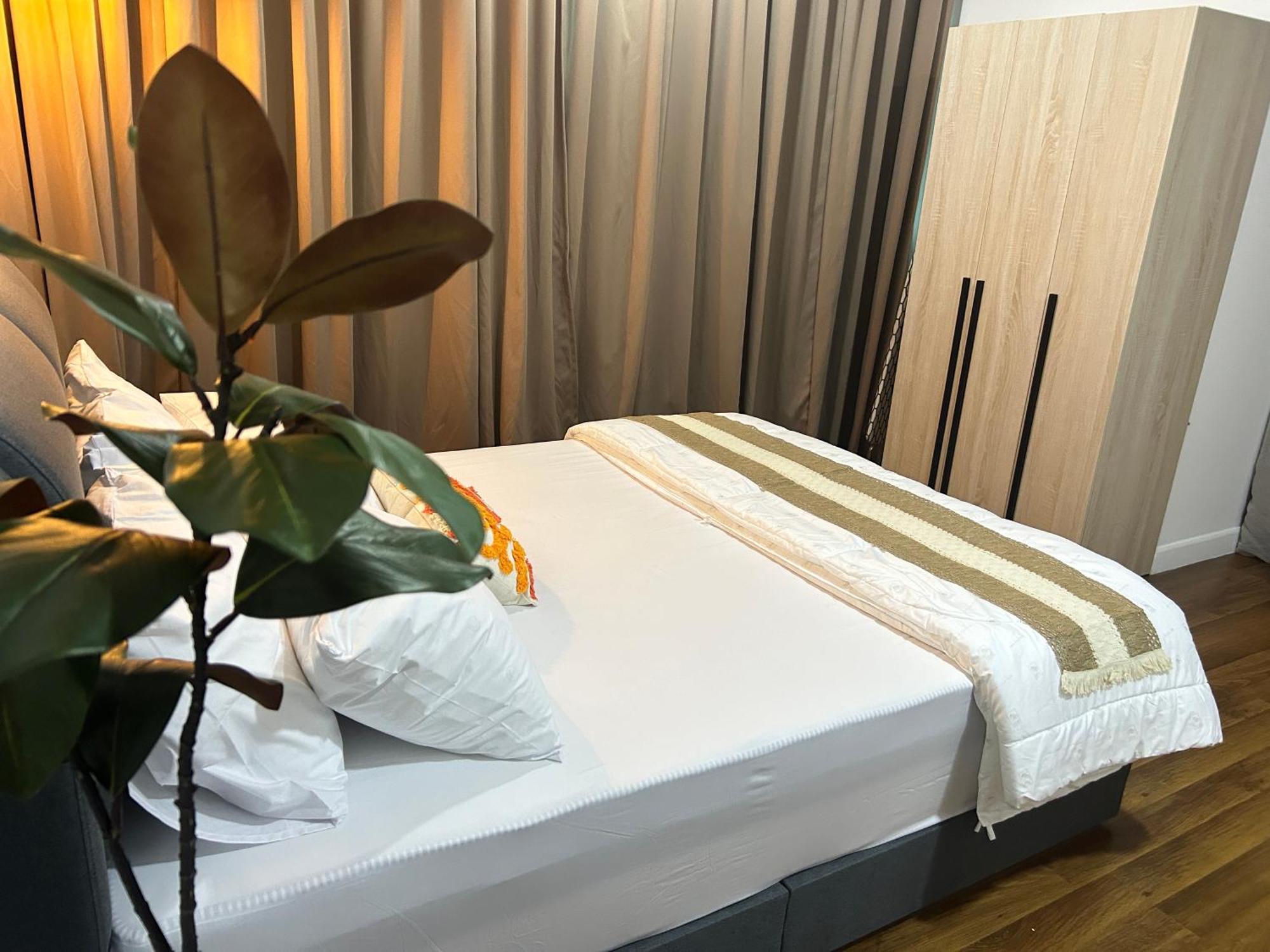 Summer Suites Klcc By Impexia Куала Лумпур Екстериор снимка