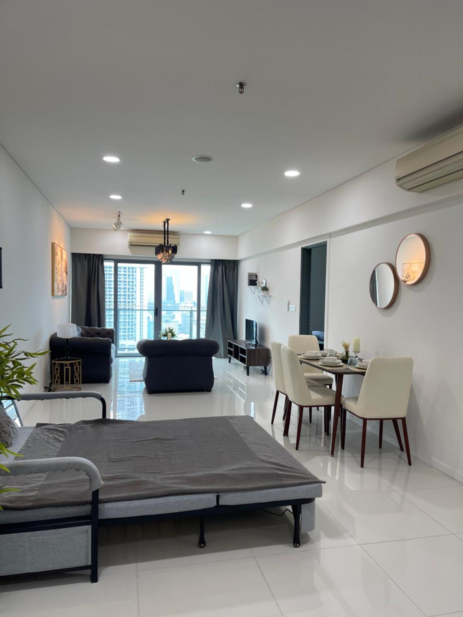 Summer Suites Klcc By Impexia Куала Лумпур Екстериор снимка