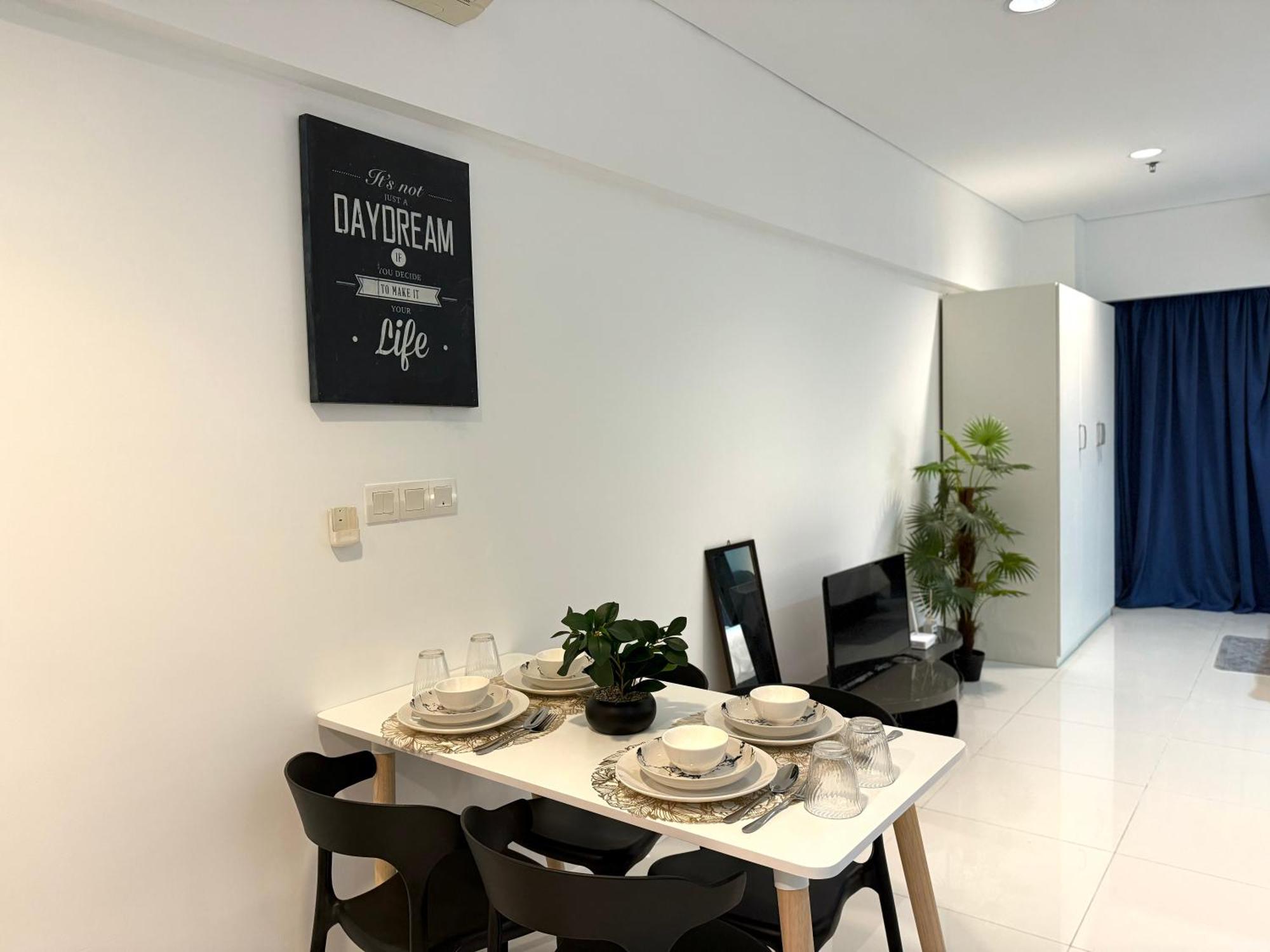 Summer Suites Klcc By Impexia Куала Лумпур Екстериор снимка